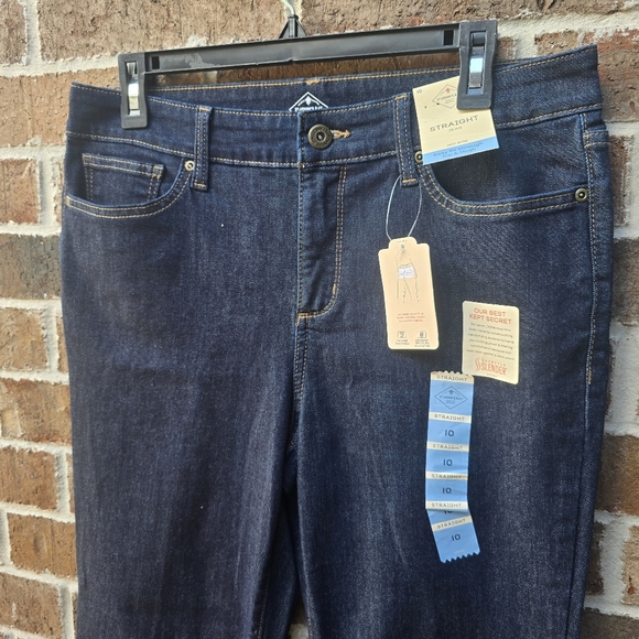 St John’s Bay Straight Leg Dark Wash Jeans NWT Size 10 Classic Mid Rise - Picture 3 of 12